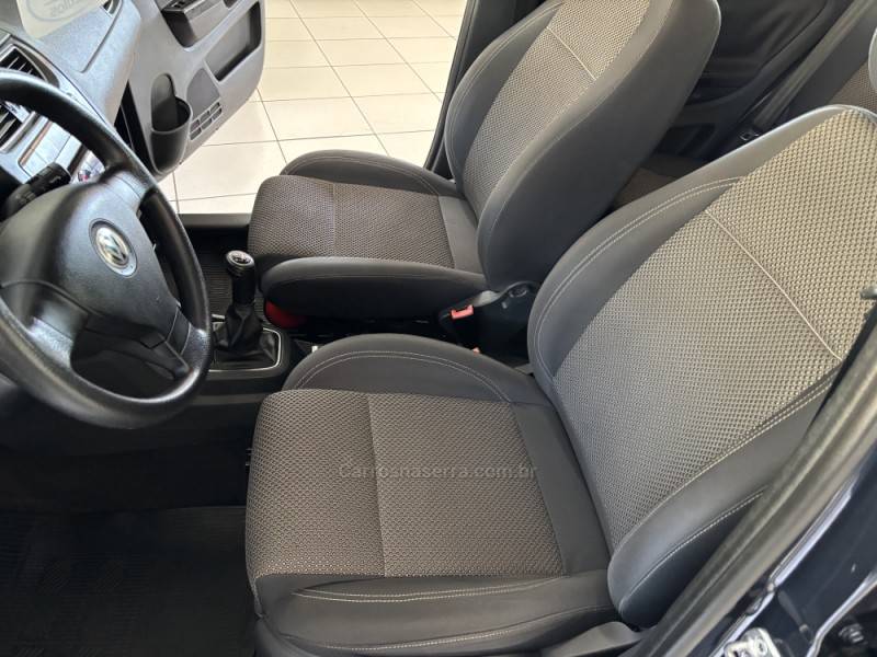 VOLKSWAGEN - SPACEFOX - 2010/2011 - Azul - R$ 45.900,00