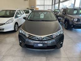 TOYOTA - COROLLA - 2016/2017 - Cinza - R$ 98.500,00