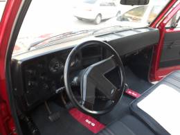 CHEVROLET - D20 - 1987/1987 - Cinza - R$ 110.000,00