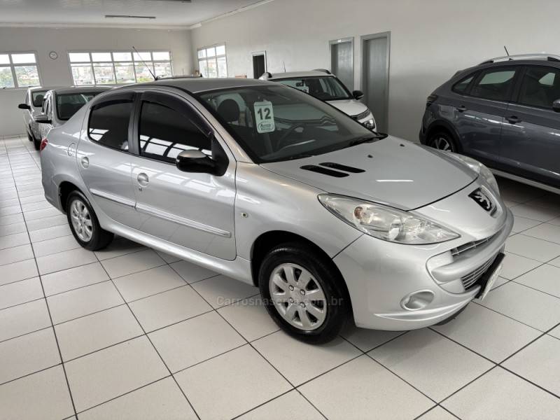 PEUGEOT - 207 - 2012/2012 - Prata - R$ 25.900,00