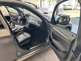 BMW - X1 - 2012/2013 - Vermelha - R$ 84.900,00