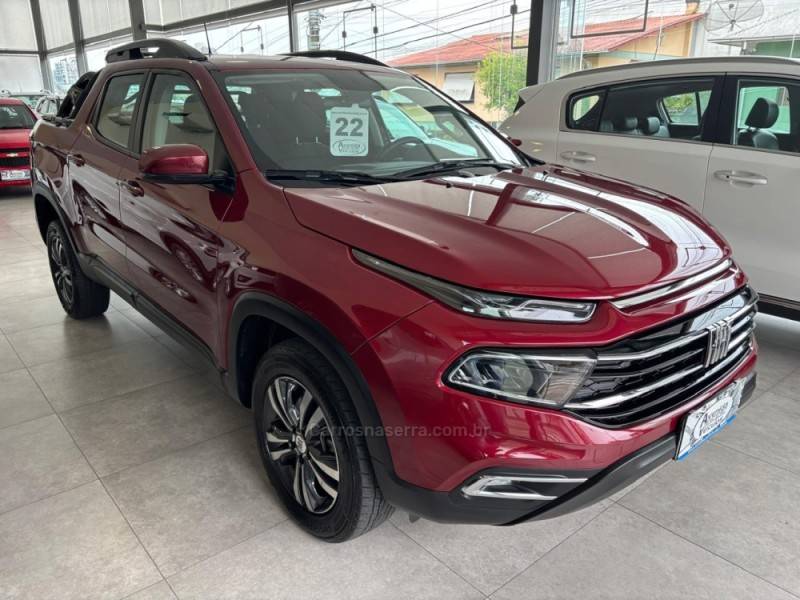 FIAT - TORO - 2021/2022 - Vermelha - R$ 113.900,00