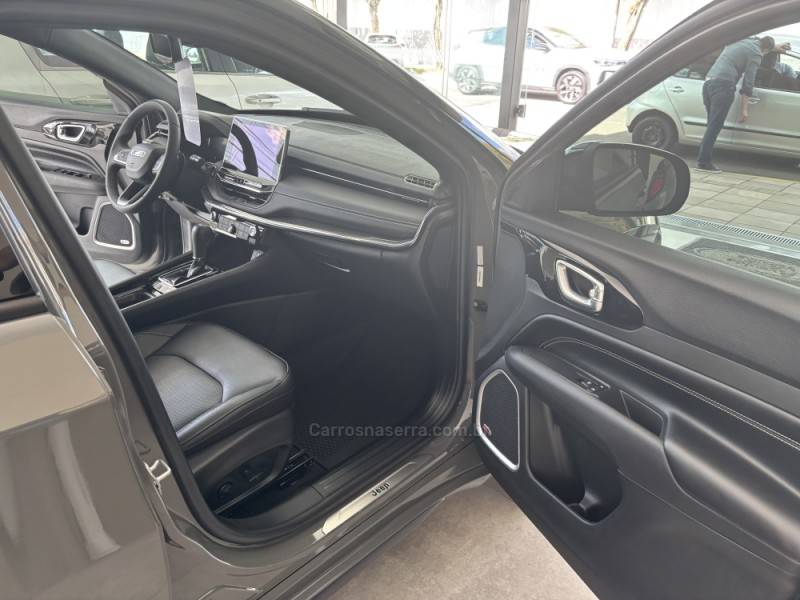 JEEP - COMPASS - 2023/2023 - Cinza - R$ 168.900,00