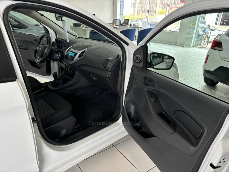 FORD - KA - 2020/2020 - Branca - R$ 56.500,00