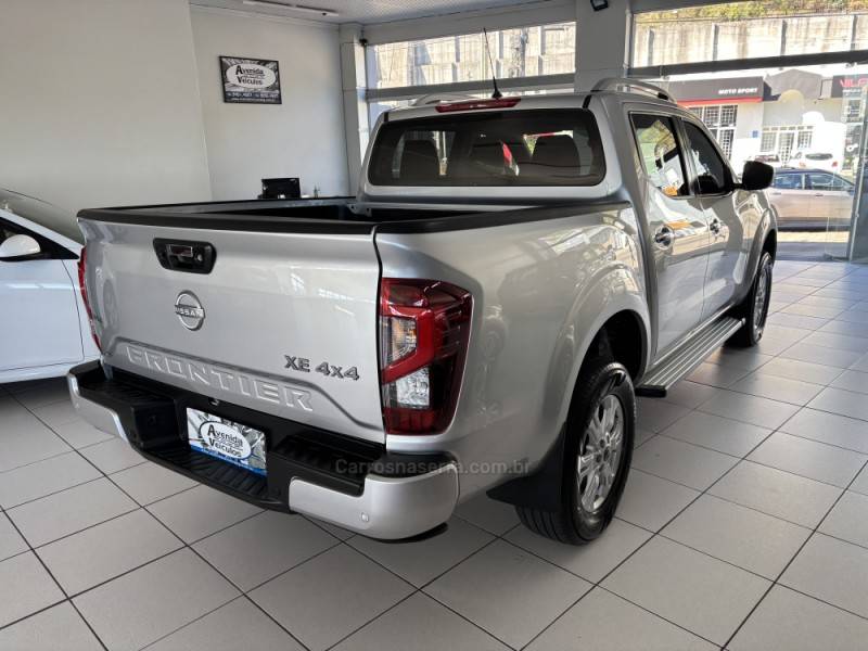 NISSAN - FRONTIER - 2024/2025 - Prata - R$ 235.000,00