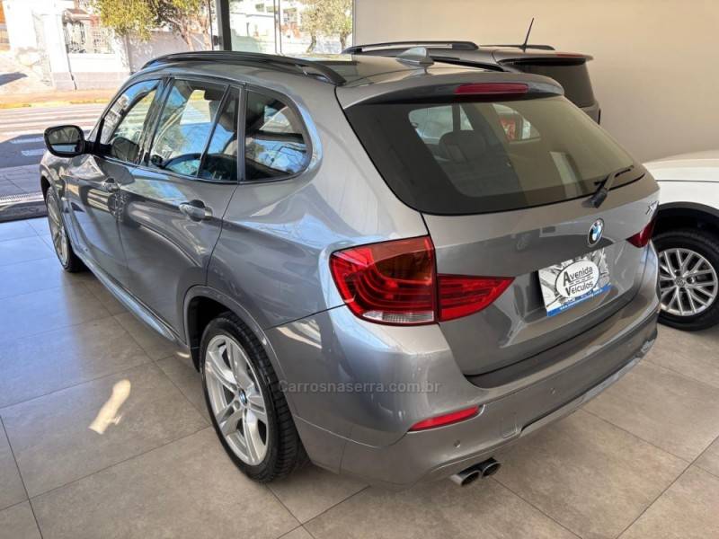 BMW - X1 - 2012/2013 - Vermelha - R$ 84.900,00
