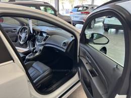 CHEVROLET - CRUZE - 2013/2014 - Branca - R$ 67.900,00