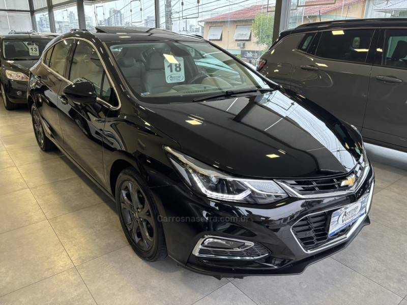 CHEVROLET - CRUZE - 2018/2018 - Preta - R$ 99.800,00