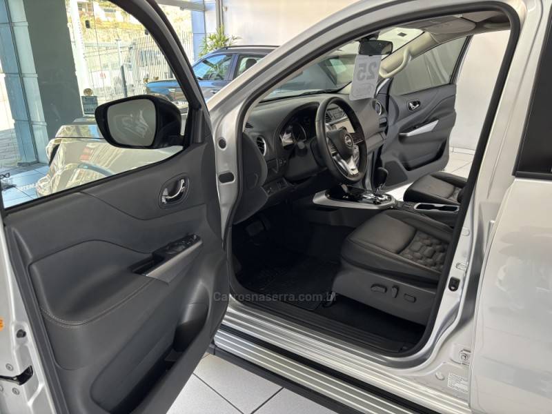 NISSAN - FRONTIER - 2024/2025 - Prata - R$ 235.000,00