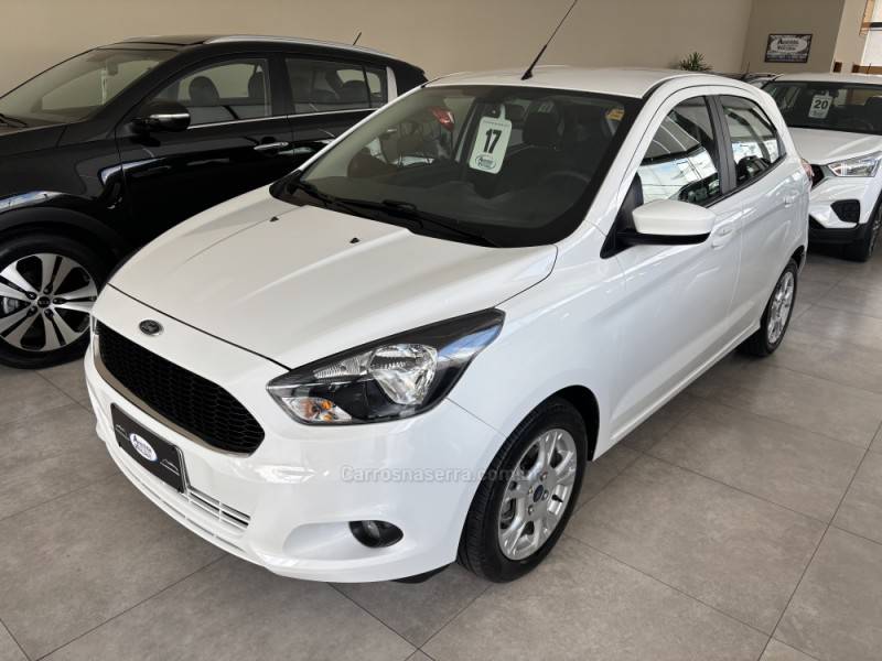 FORD - KA - 2016/2017 - Branca - R$ 54.500,00