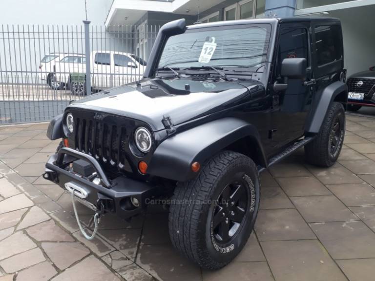 JEEP - WRANGLER - 2012/2012 - Preta - R$ 167.000,00