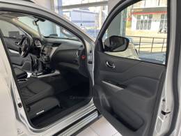 NISSAN - FRONTIER - 2024/2025 - Prata - R$ 235.000,00