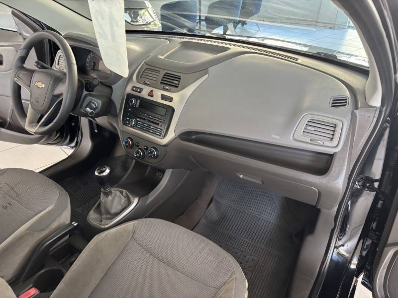 CHEVROLET - COBALT - 2012/2012 - Preta - R$ 42.900,00
