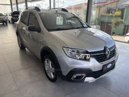 RENAULT - SANDERO - 2021/2022 - Prata - R$ 68.500,00