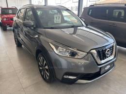 NISSAN - KICKS - 2016/2017 - Cinza - R$ 86.900,00