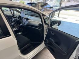 HONDA - FIT - 2013/2013 - Branca - R$ 58.900,00