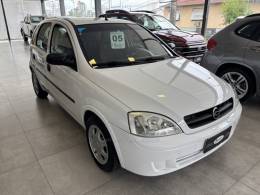 CHEVROLET - CORSA - 2004/2005 - Branca - R$ 21.000,00
