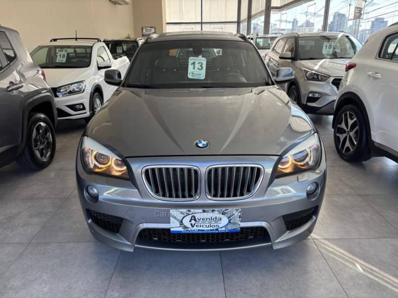 BMW - X1 - 2012/2013 - Vermelha - R$ 84.900,00