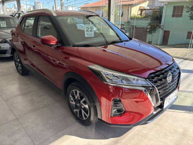 NISSAN - KICKS - 2021/2022 - Vermelha - R$ 98.900,00