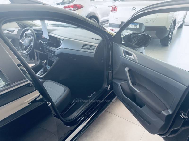 VOLKSWAGEN - NIVUS - 2023/2024 - Preta - R$ 113.900,00