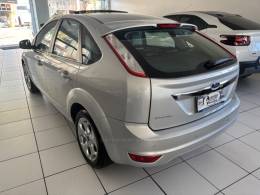 FORD - FOCUS - 2012/2013 - Prata - R$ 54.900,00