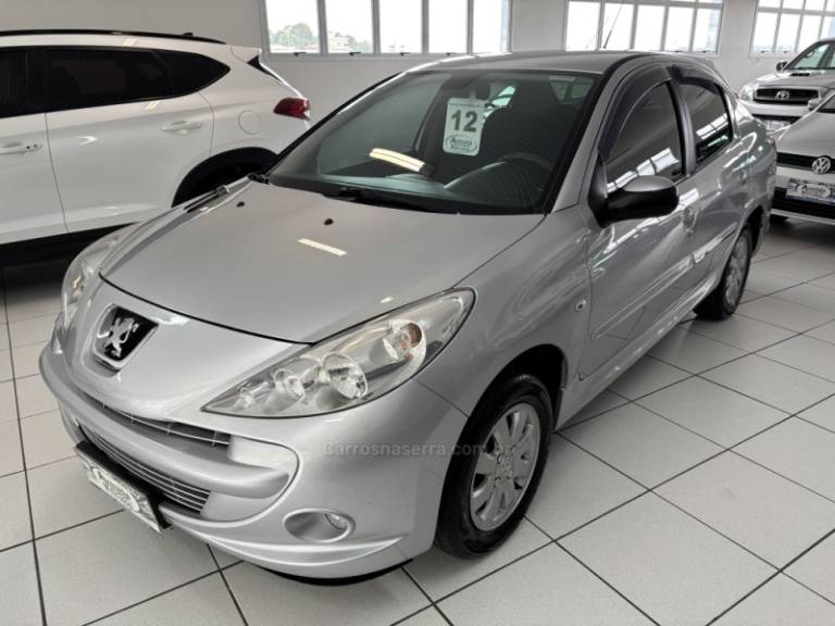 PEUGEOT - 207 - 2012/2012 - Prata - R$ 25.900,00