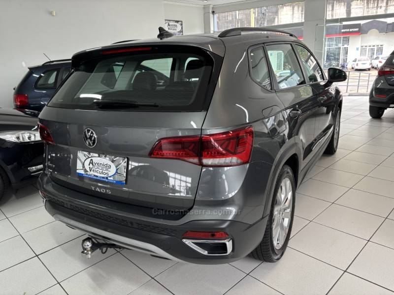 VOLKSWAGEN - TAOS - 2022/2022 - Cinza - R$ 135.000,00