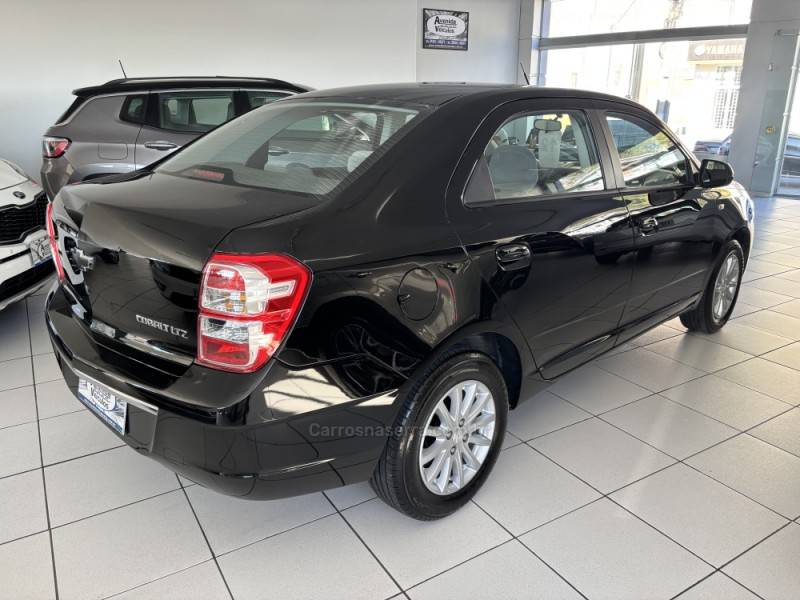 CHEVROLET - COBALT - 2012/2012 - Preta - R$ 42.900,00