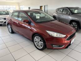 FORD - FOCUS - 2018/2018 - Vermelha - R$ 66.900,00